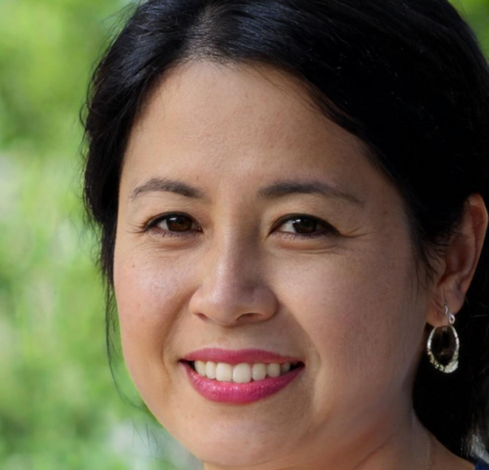 Instructora especializada en análisis financiero